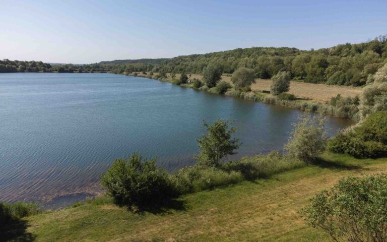 poste 8 cap nature vue drone étang tronc du chêne